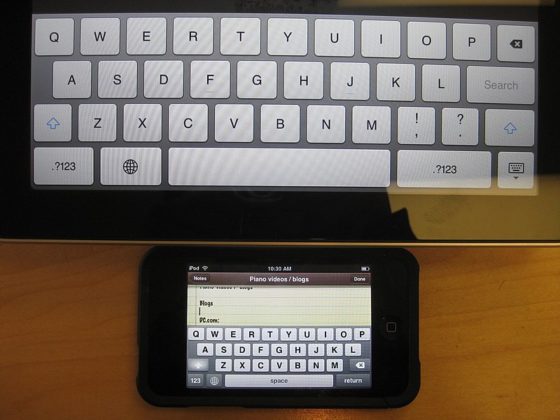 File:IPad - iPhone keyboard.jpg